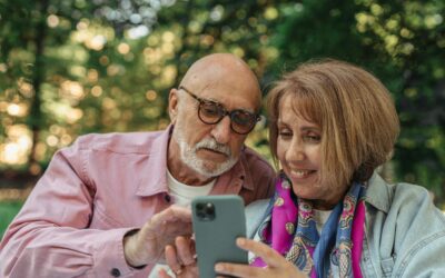 Boomer Tech: Best Smartphones for People Over 50 in 2025 | Easy, Safe, Reliable Picks